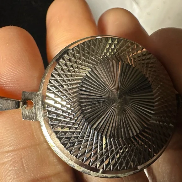 Vintage Silver tone La Petite pendant watch necklace.battery is not included - Picture 9 of 15